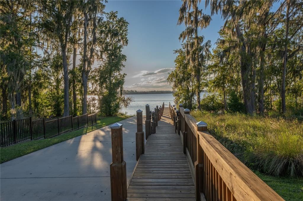 For Sale: $815,000 (5 beds, 3 baths, 4131 Square Feet)