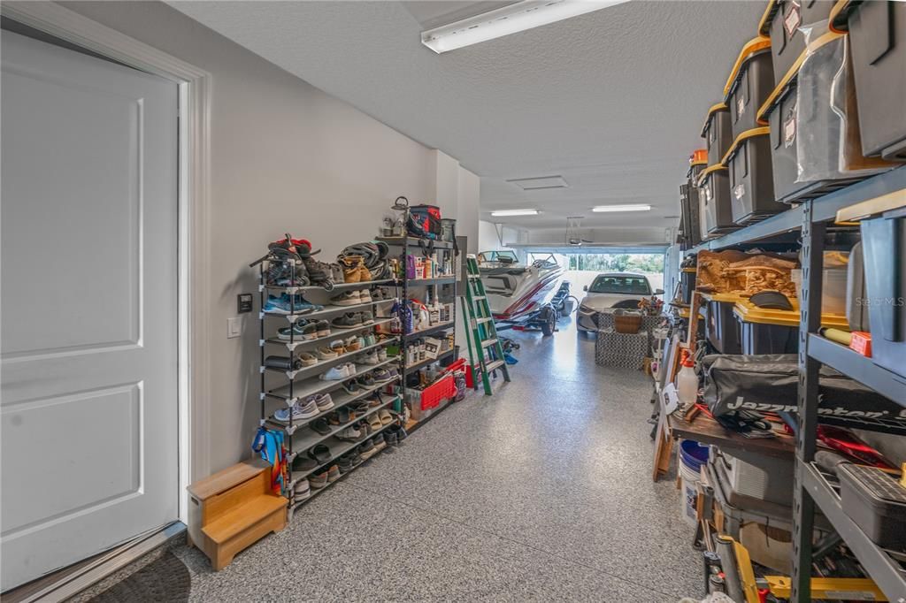 For Sale: $815,000 (5 beds, 3 baths, 4131 Square Feet)