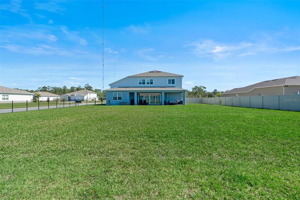 For Sale: $815,000 (5 beds, 3 baths, 4131 Square Feet)