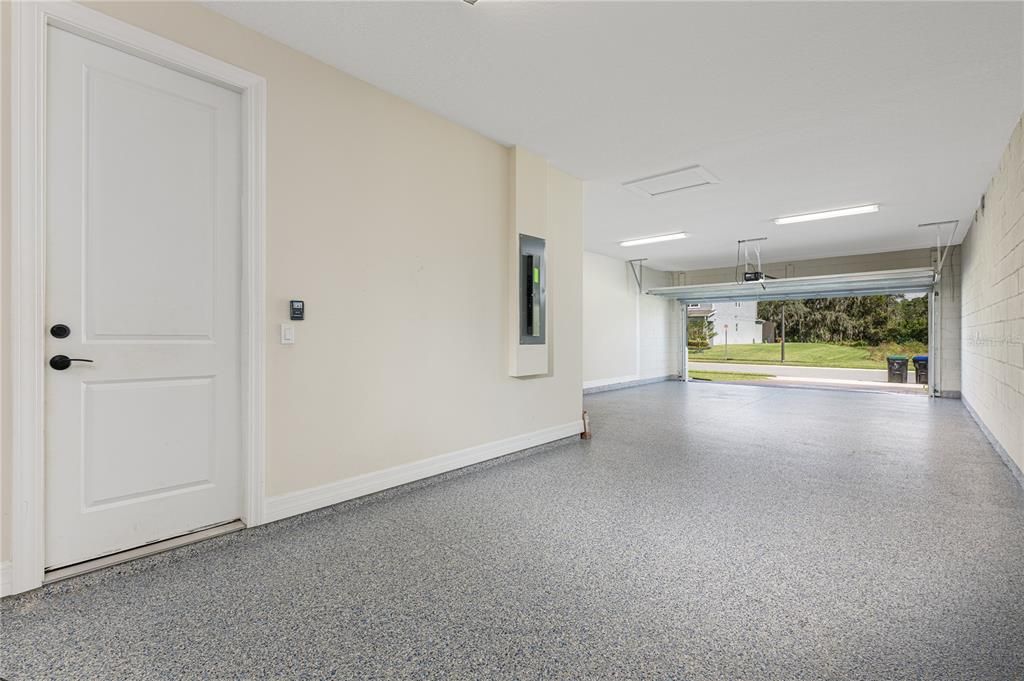 For Sale: $815,000 (5 beds, 3 baths, 4131 Square Feet)