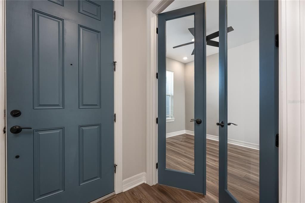 For Sale: $815,000 (5 beds, 3 baths, 4131 Square Feet)