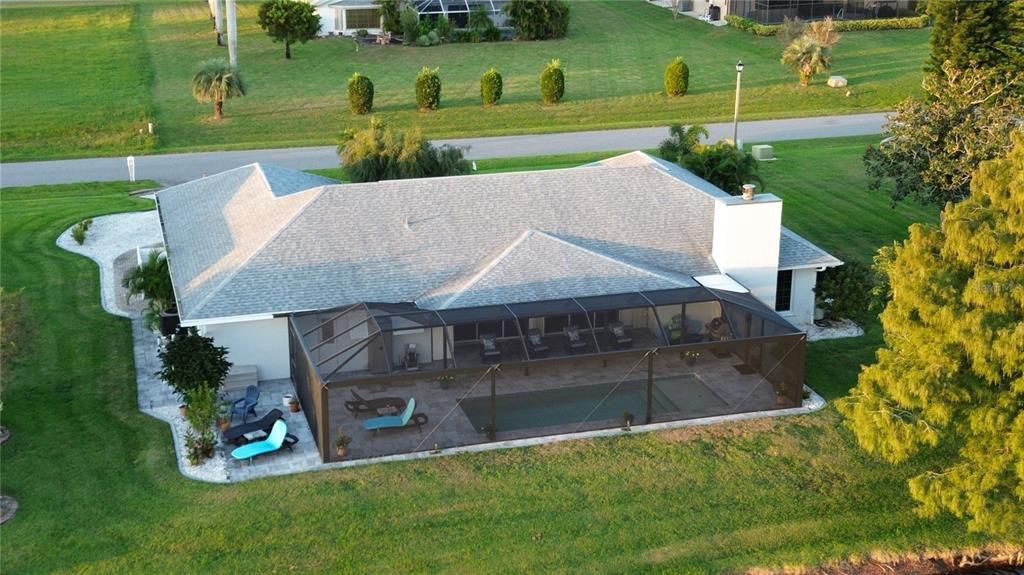 合同活跃: $569,000 (3 贝兹, 2 浴室, 2330 平方英尺)