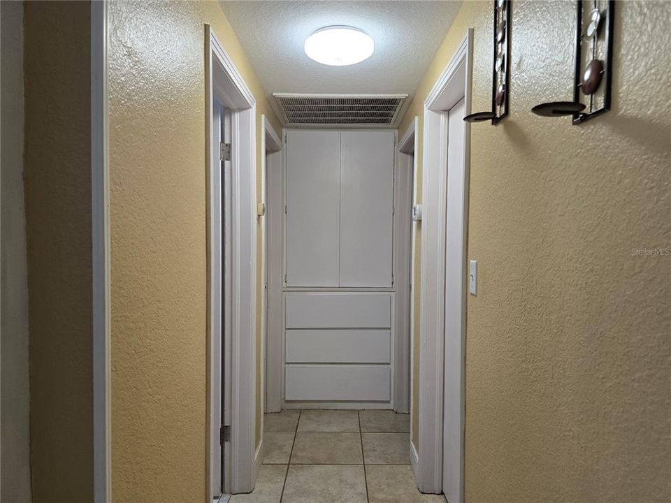 En Venta: $379,000 (3 camas, 2 baños, 2128 Pies cuadrados)