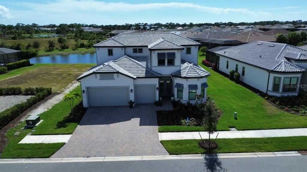 Active With Contract: $1,479,900 (4 beds, 4 baths, 3970 Square Feet)