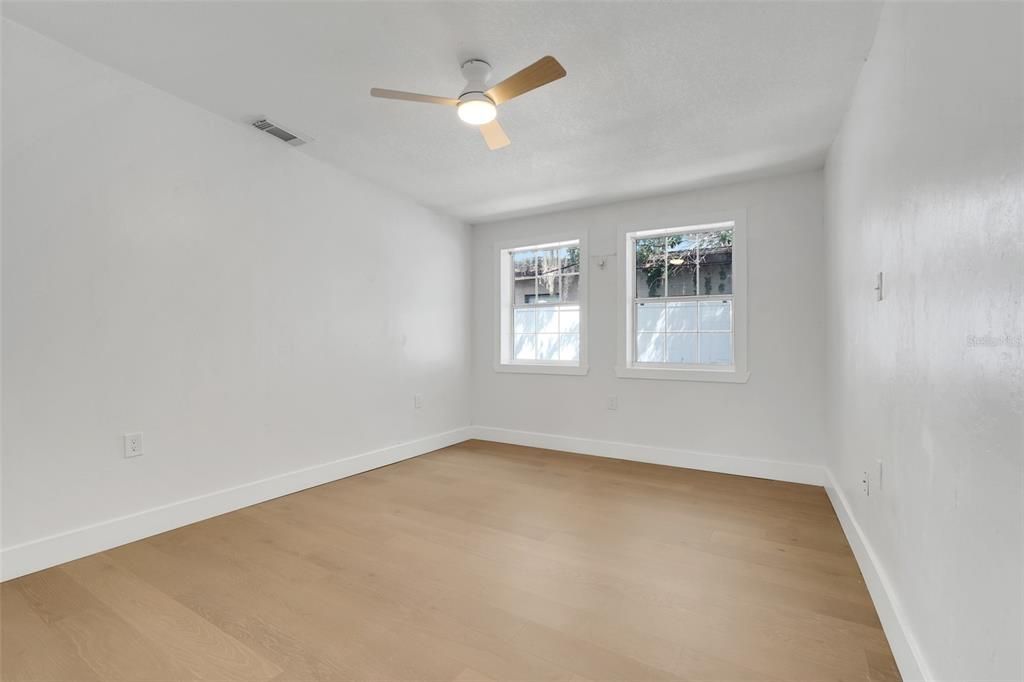 For Sale: $570,000 (3 beds, 2 baths, 1653 Square Feet)