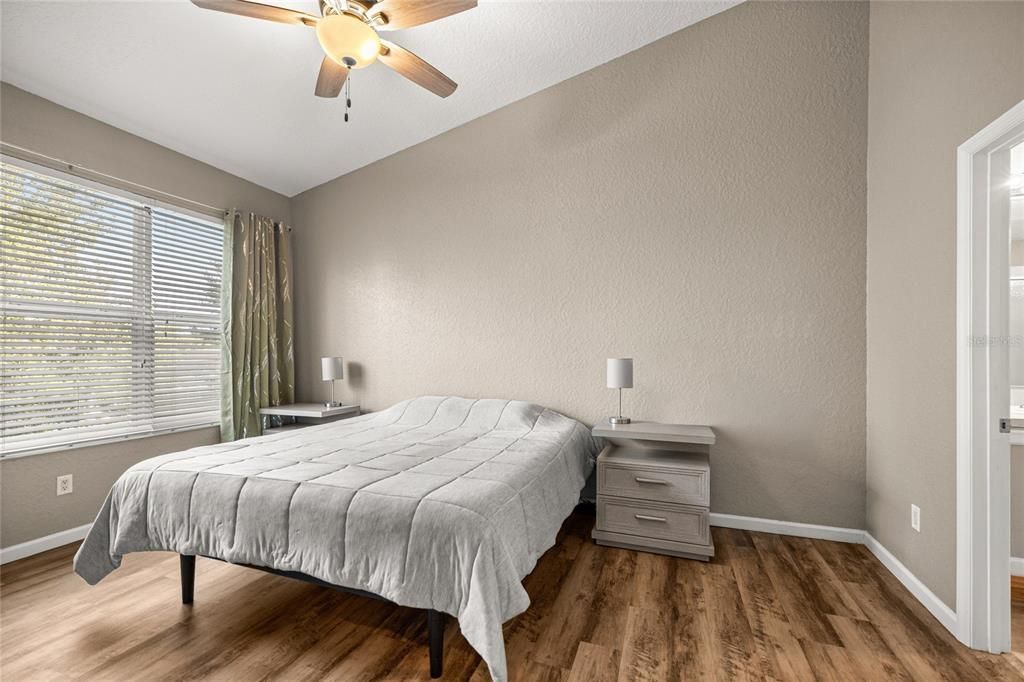 For Sale: $214,900 (3 beds, 2 baths, 1864 Square Feet)