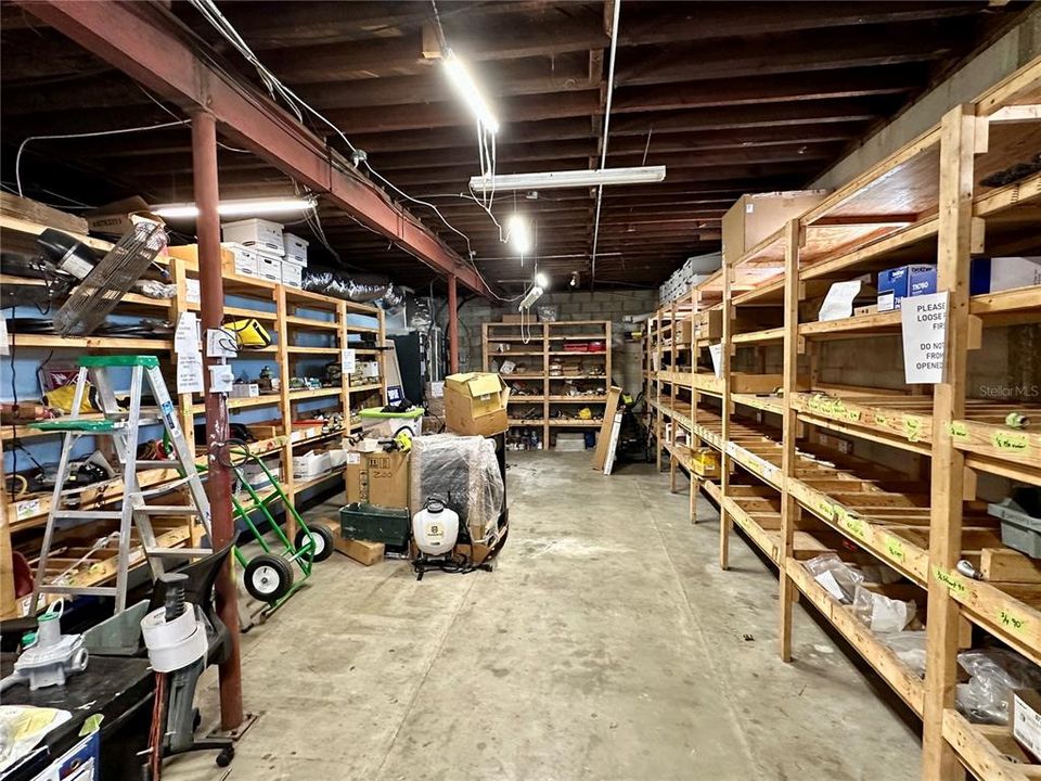 待售: $699,900 (0 贝兹, 0 浴室, 1740 平方英尺)