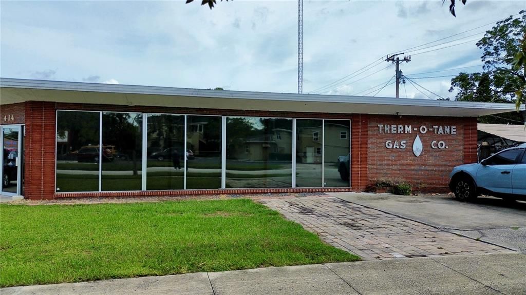 待售: $699,900 (0 贝兹, 0 浴室, 1740 平方英尺)