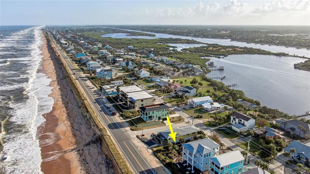 На продажу: $410,000 (0.13 acres)