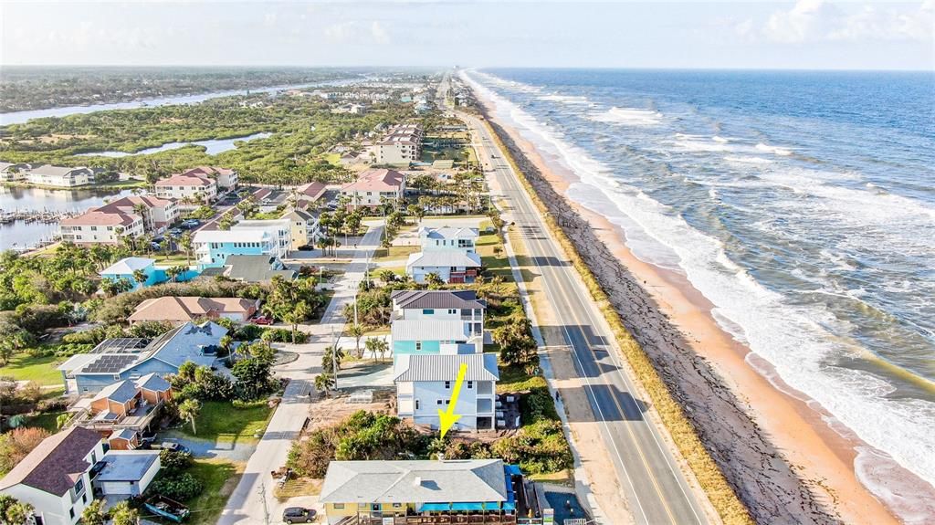 На продажу: $410,000 (0.13 acres)