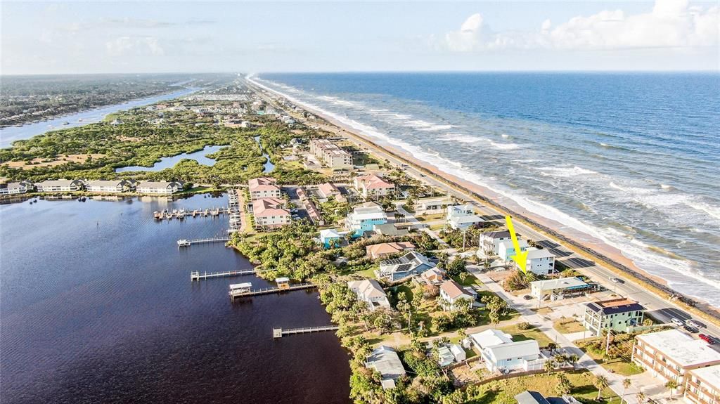 На продажу: $410,000 (0.13 acres)