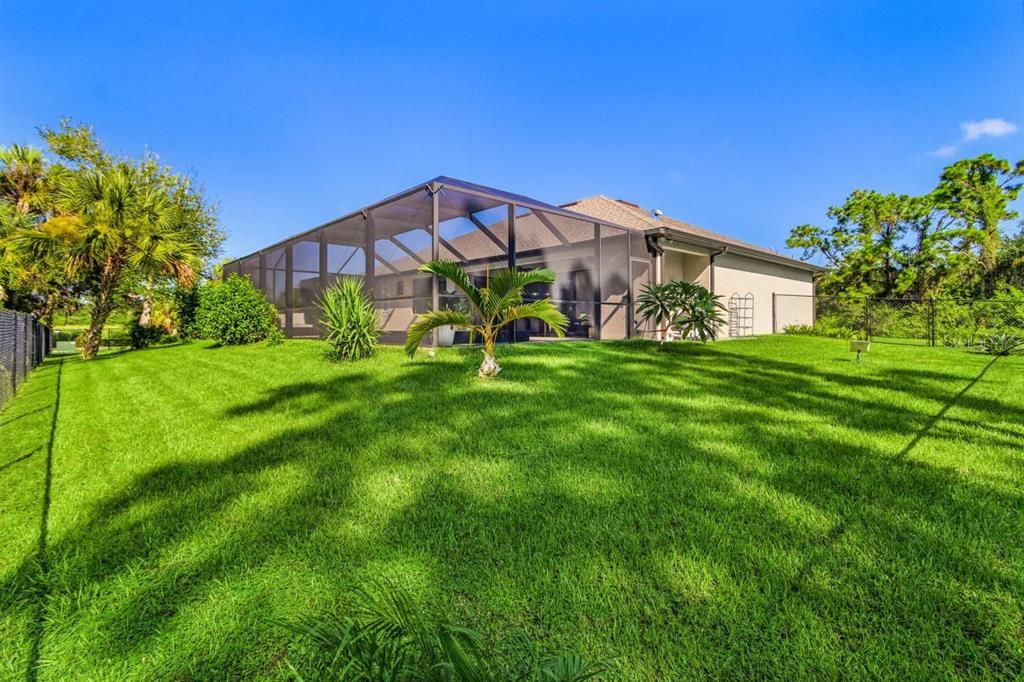 For Sale: $700,000 (4 beds, 2 baths, 2070 Square Feet)