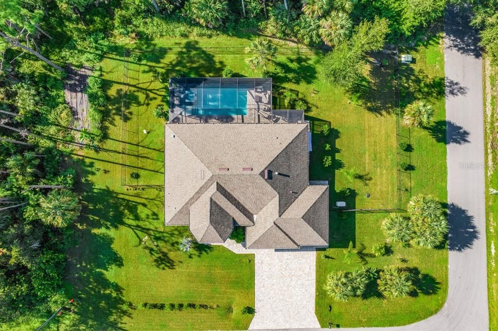 For Sale: $700,000 (4 beds, 2 baths, 2070 Square Feet)