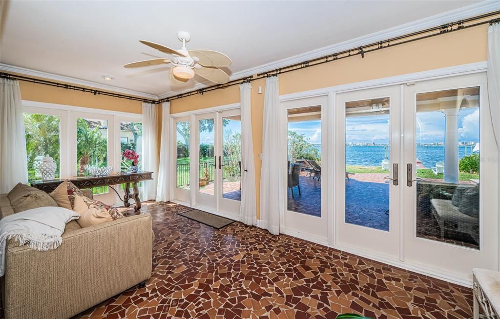 En Venta: $1,395,000 (2 camas, 1 baños, 1733 Pies cuadrados)