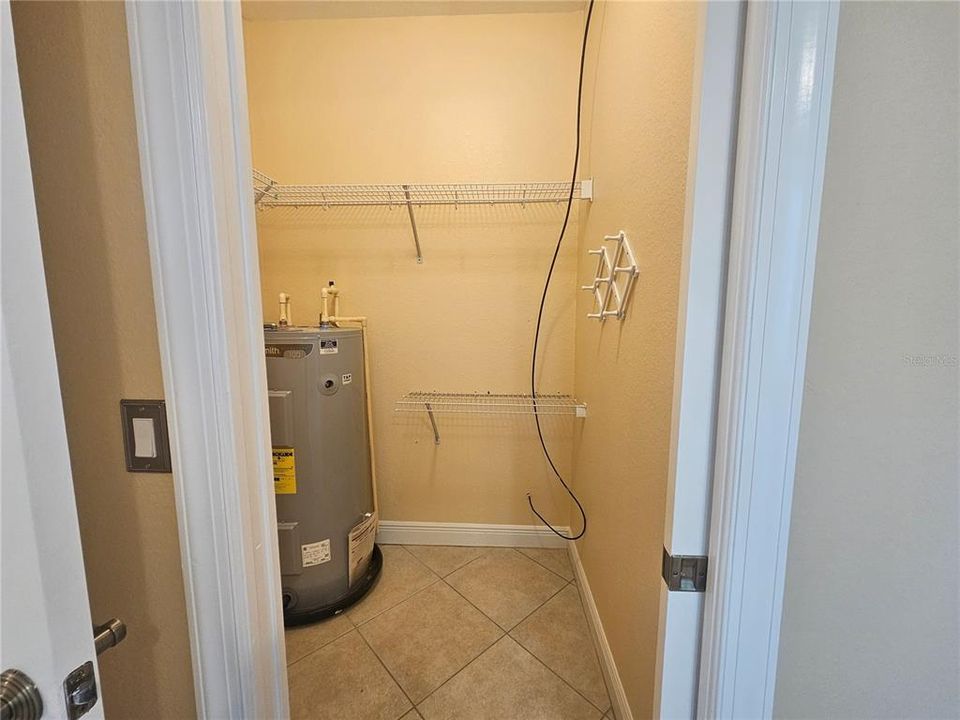 出租: $1,700 (3 贝兹, 2 浴室, 1275 平方英尺)