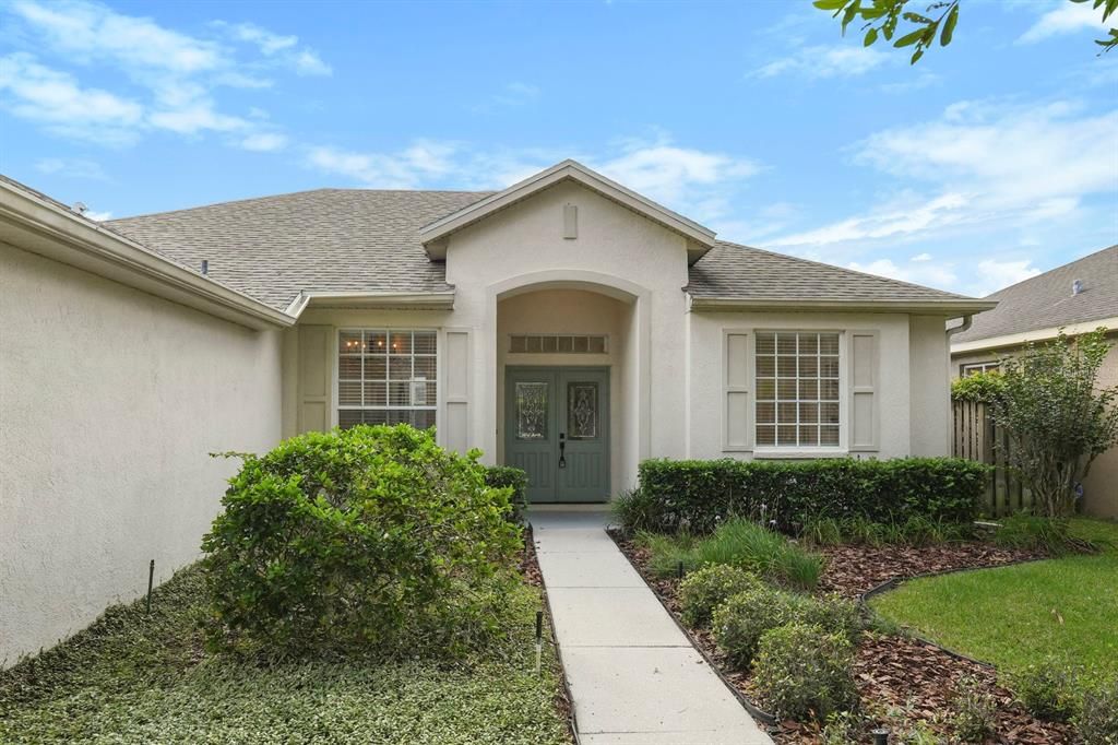 Active With Contract: $545,000 (3 beds, 2 baths, 1739 Square Feet)