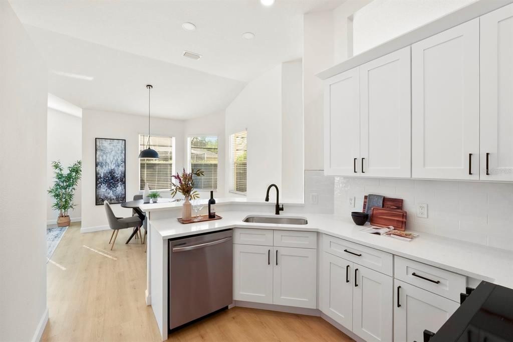 Active With Contract: $545,000 (3 beds, 2 baths, 1739 Square Feet)