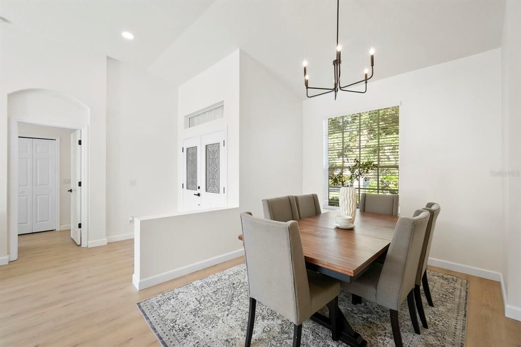 Active With Contract: $545,000 (3 beds, 2 baths, 1739 Square Feet)