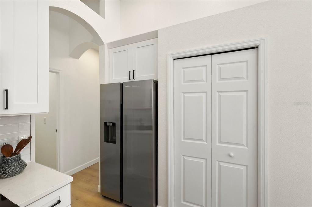 Active With Contract: $545,000 (3 beds, 2 baths, 1739 Square Feet)