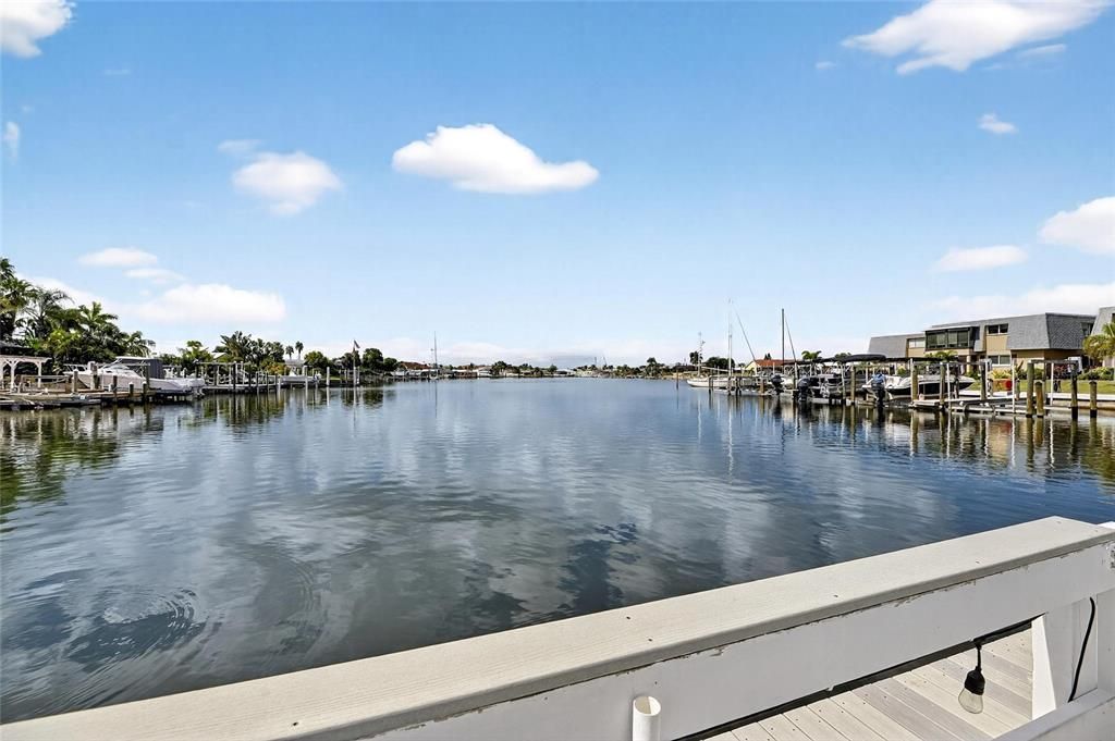 待售: $289,000 (2 贝兹, 1 浴室, 1026 平方英尺)