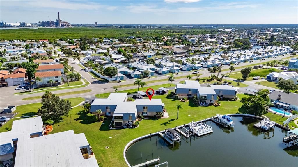 待售: $289,000 (2 贝兹, 1 浴室, 1026 平方英尺)