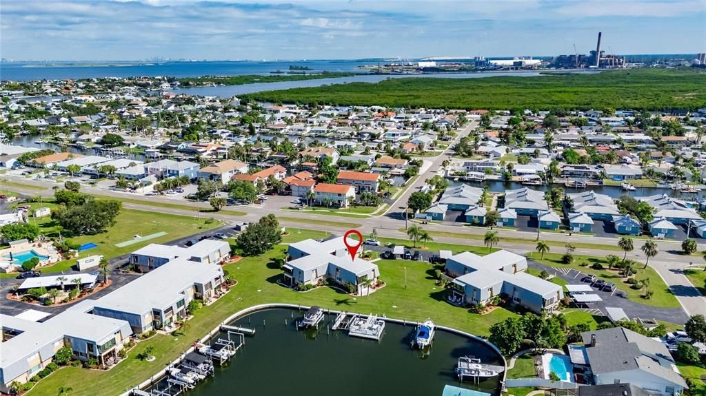 待售: $289,000 (2 贝兹, 1 浴室, 1026 平方英尺)