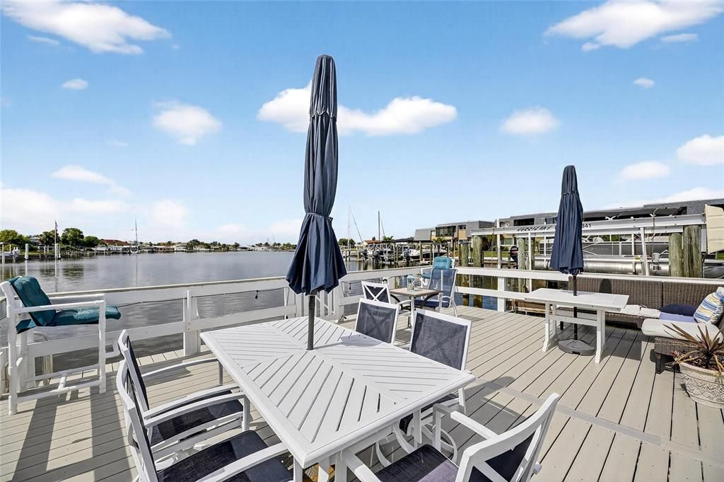 待售: $289,000 (2 贝兹, 1 浴室, 1026 平方英尺)