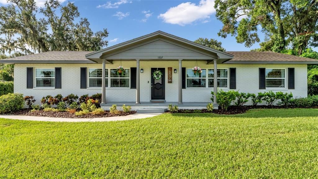 最近售出: $430,000 (4 贝兹, 2 浴室, 2750 平方英尺)