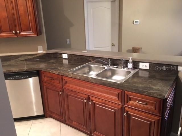 For Rent: $1,495 (2 beds, 2 baths, 1317 Square Feet)