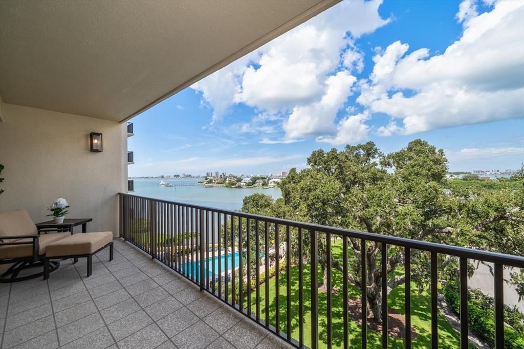 En Venta: $850,000 (2 camas, 2 baños, 1844 Pies cuadrados)