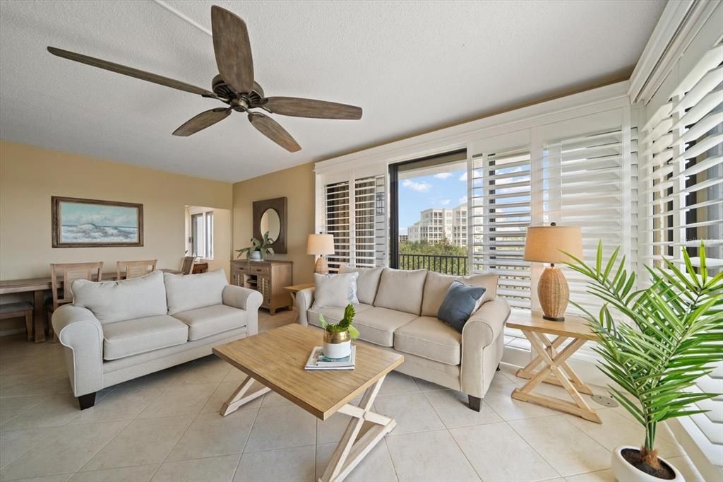 En Venta: $850,000 (2 camas, 2 baños, 1844 Pies cuadrados)