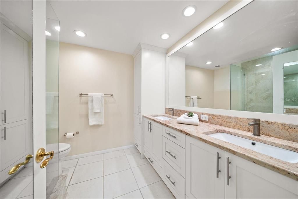 En Venta: $850,000 (2 camas, 2 baños, 1844 Pies cuadrados)