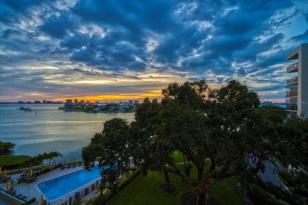 En Venta: $850,000 (2 camas, 2 baños, 1844 Pies cuadrados)