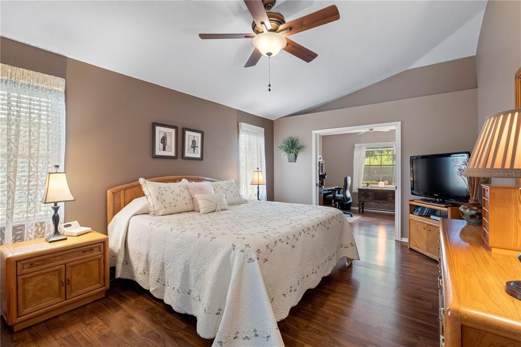 Active With Contract: $439,000 (3 beds, 2 baths, 1988 Square Feet)