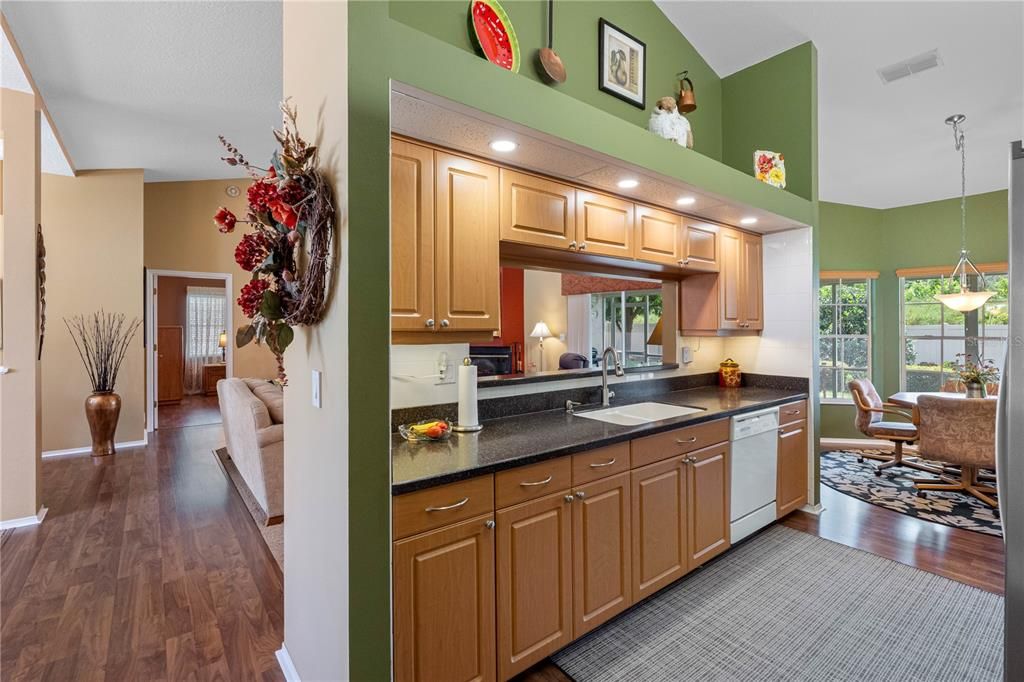 Active With Contract: $439,000 (3 beds, 2 baths, 1988 Square Feet)