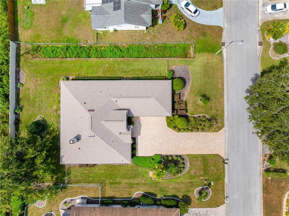 Active With Contract: $439,000 (3 beds, 2 baths, 1988 Square Feet)