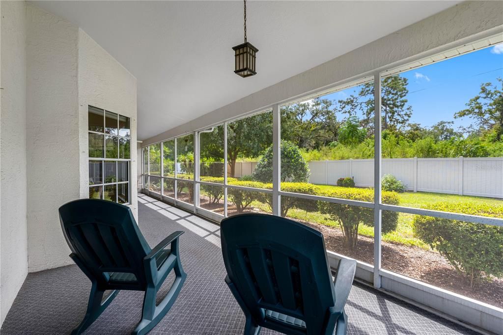 Active With Contract: $439,000 (3 beds, 2 baths, 1988 Square Feet)