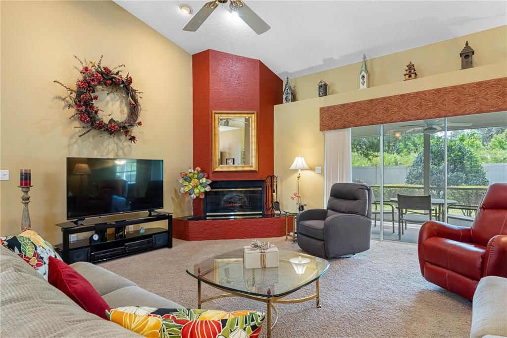 Active With Contract: $439,000 (3 beds, 2 baths, 1988 Square Feet)