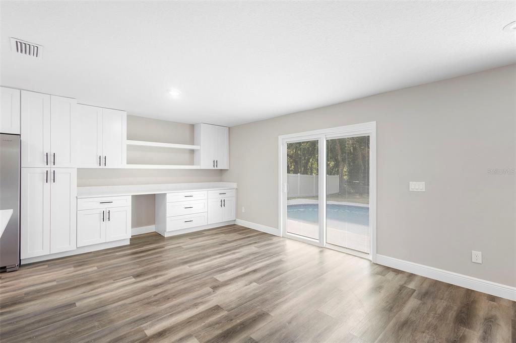 En Venta: $514,001 (4 camas, 2 baños, 1949 Pies cuadrados)