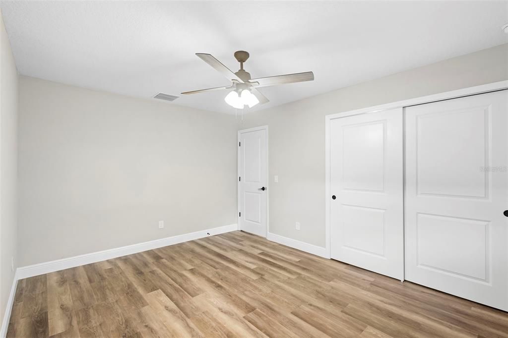 En Venta: $514,001 (4 camas, 2 baños, 1949 Pies cuadrados)