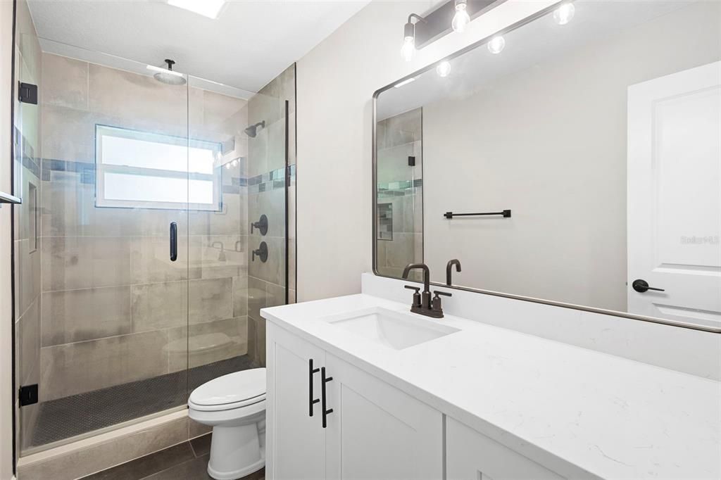 En Venta: $514,001 (4 camas, 2 baños, 1949 Pies cuadrados)