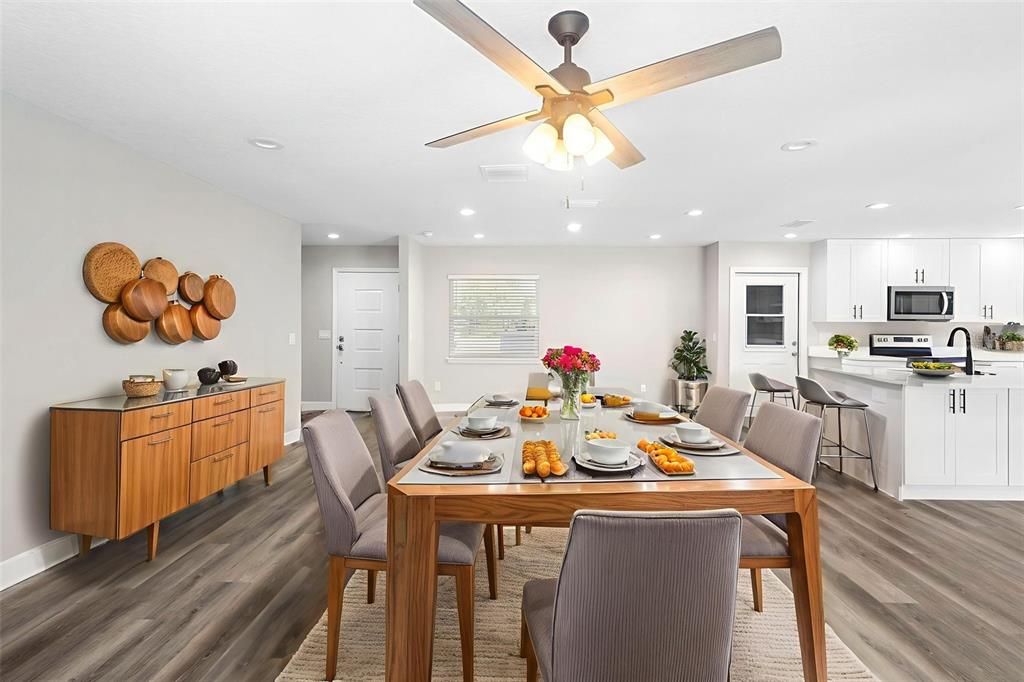 En Venta: $514,001 (4 camas, 2 baños, 1949 Pies cuadrados)