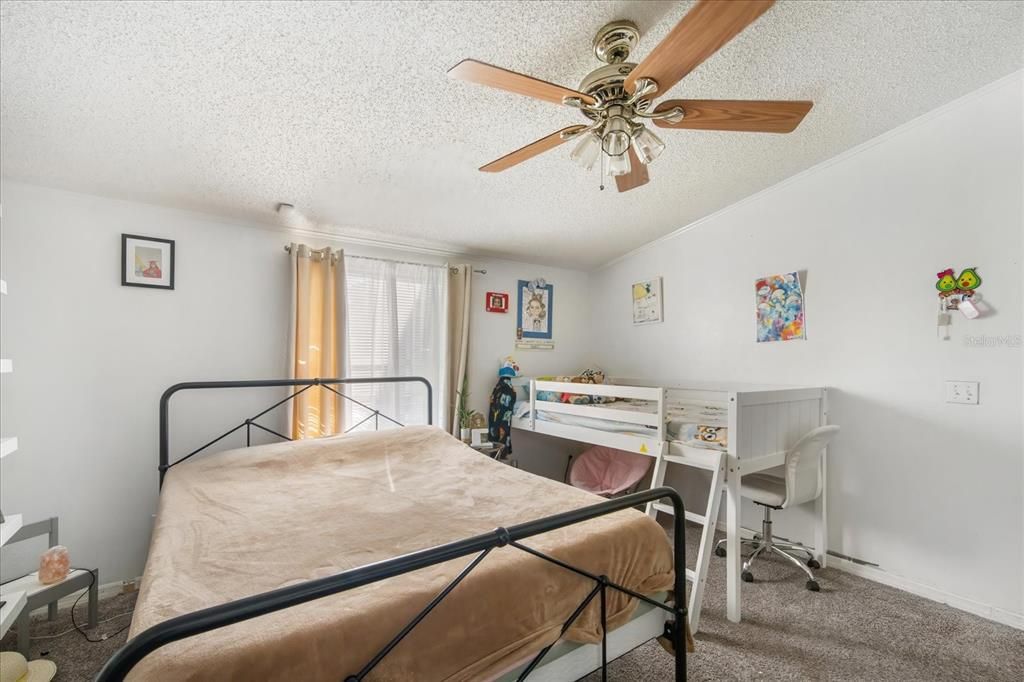 En Venta: $255,000 (3 camas, 2 baños, 1620 Pies cuadrados)