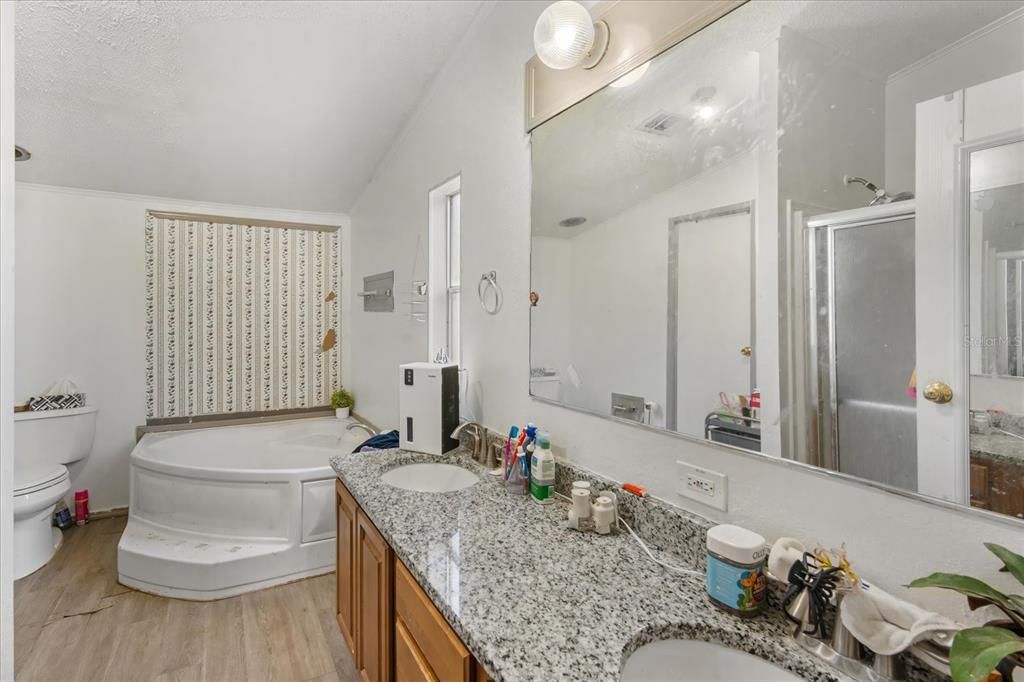 En Venta: $255,000 (3 camas, 2 baños, 1620 Pies cuadrados)