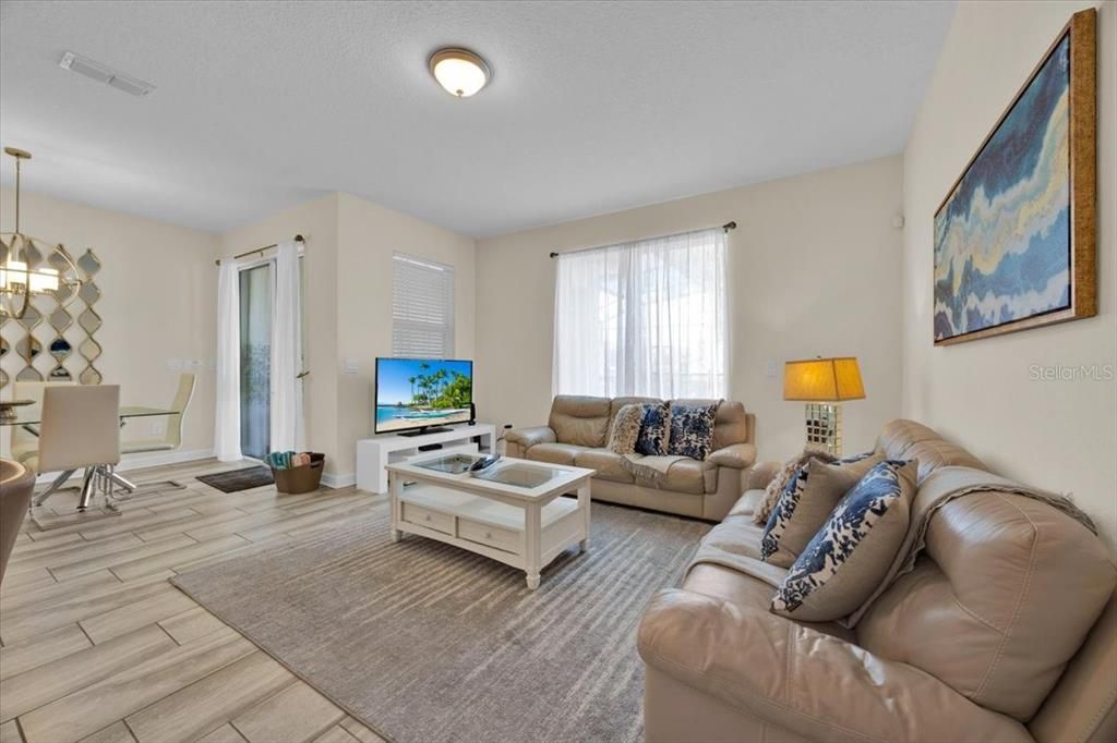 待售: $489,900 (4 贝兹, 3 浴室, 1914 平方英尺)