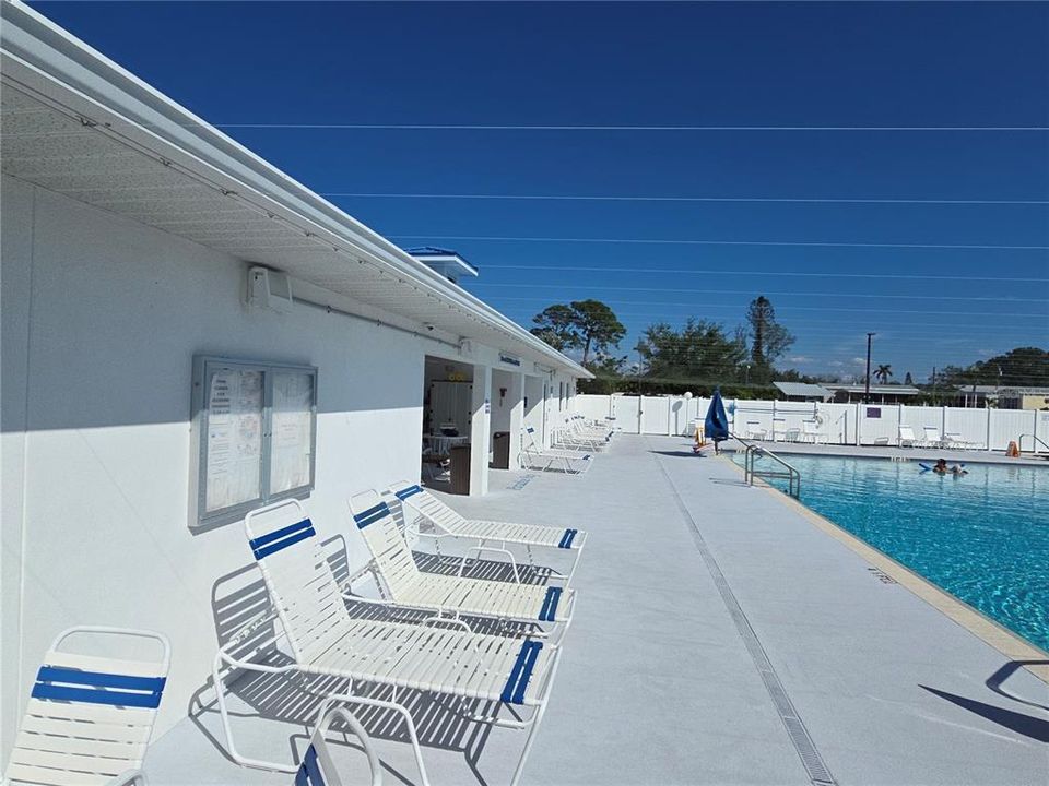 Под контрактом: $379,900 (2 спален, 2 ванн, 1188 Квадратных фут)