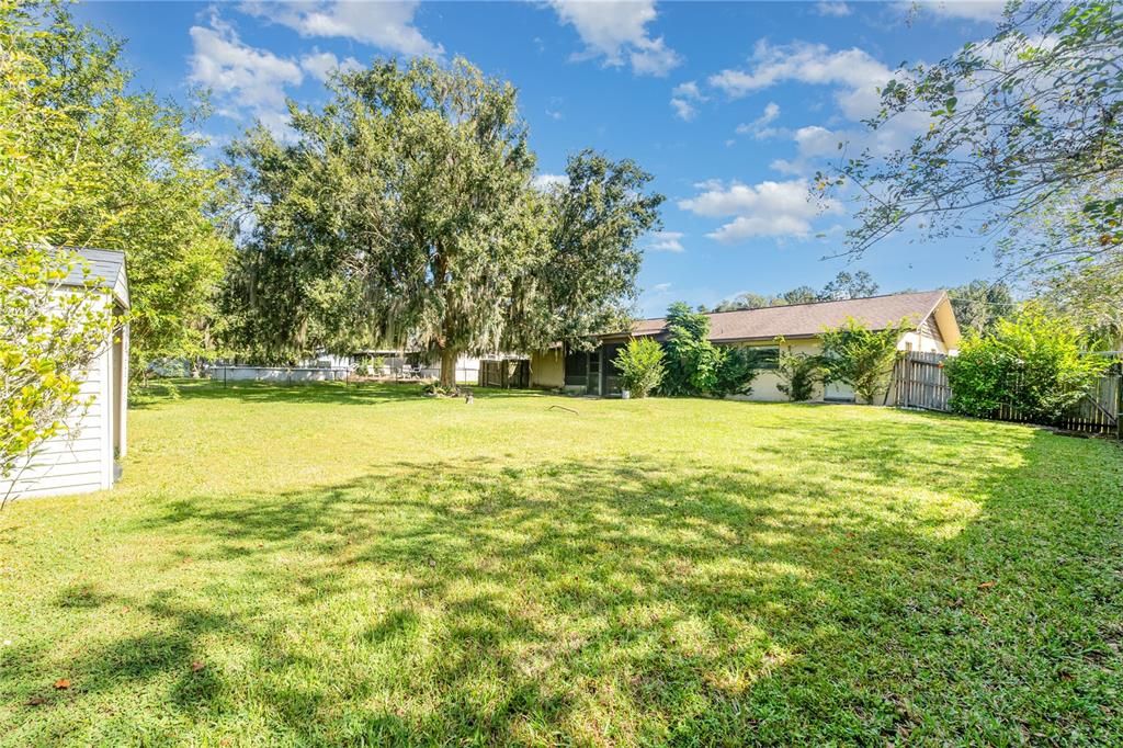 For Sale: $230,000 (3 beds, 2 baths, 1426 Square Feet)