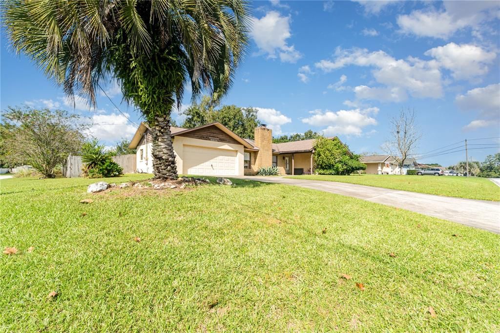 For Sale: $230,000 (3 beds, 2 baths, 1426 Square Feet)