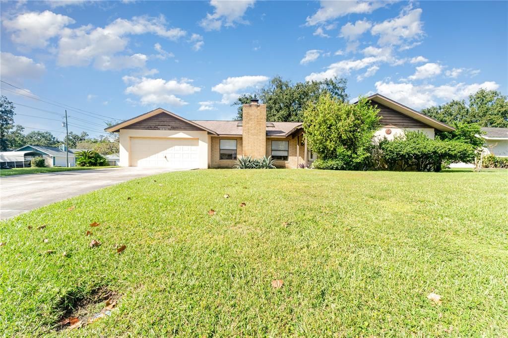 For Sale: $230,000 (3 beds, 2 baths, 1426 Square Feet)