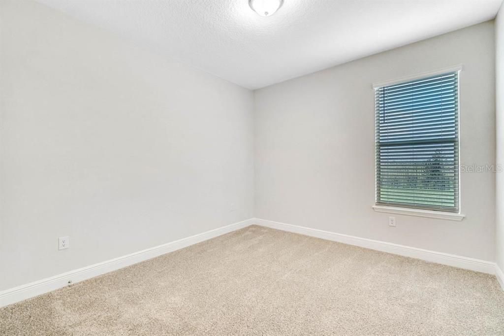 Active With Contract: $867,656 (5 beds, 4 baths, 3225 Square Feet)